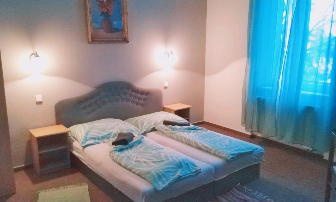 Penzion Lara Ceske Budejovice Luaran gambar