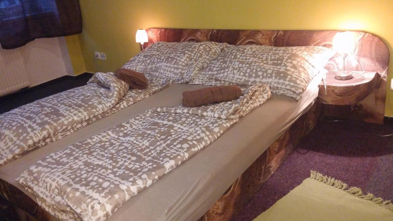 Penzion Lara Ceske Budejovice Luaran gambar